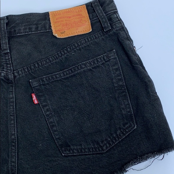 ❌❌SOLD❌❌🔹Black Levi shorts🔹 - Picture 5 of 8